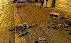 Kontrolden çıkan otomobil, park halindeki 4 araca çarptı