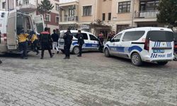 Konya'da tüfeğini temizlerken kazara kendini vurdu