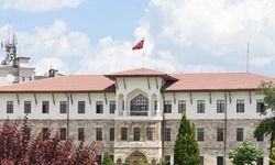 Mülkiye başmüfettişi validen üstün mü? Yetki ve hiyerarşi farkı ne?