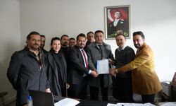 Mustafa Çiçek mazbatasını aldı, göreve başladı