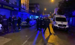 Otomobiline Yürürken Fenalaşan Genç Adam Hayatını Kaybetti