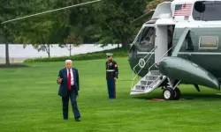 Trump'ın uçağında havadayken arıza tespit edildi