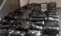 Türkiye’ye sokulmak istenen 739 kilo esrar sınırda yakalandı