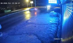 Yağmurda savrulan araç başka otomobile çarptı: 2 yaralı