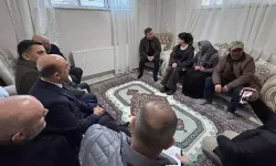 Erzincan’da Çilem’in fedakarlık kikayesi: Özel gereksinimli kardeşlerine hem anne hem baba oldu