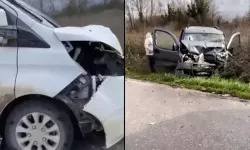 İki araç kafa kafaya çarpıştı: 1 ölü, 4 yaralı