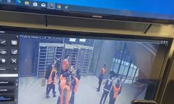 Kocaelispor-Beşiktaş maçında genç taraftarın tribünden düştüğü anlar kamerada