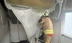 Kahramanmaraş’ta konteyner yangını büyümeden söndürüldü