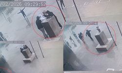 Atatürk büstünü koruyan öğrenciler güvenlik kamerasında