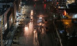 Azerbaycan Bulvarı’nda sıcak asfalt serimi başladı