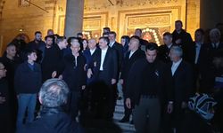 Bakan Çiftçi, teravih namazını Kahramanmaraş’ta kıldı