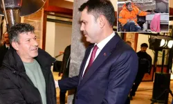 Bakan Kurum Kahramanmaraş’ta Acılı Baba ile Bir Araya Geldi