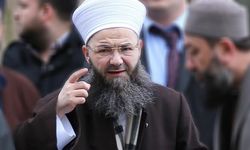 Cübbeli Ahmet Hoca’dan şaşırtıcı açıklamalar! Mehmet Akif Ersoy ve Veyis Ateş hakkında ne dedi?