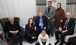 Cumhurbaşkanı Erdoğan ve Bahçeli depremzede aileyi ziyaret etti