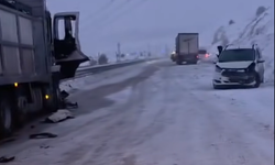 Göksun-Kayseri Yolunda Tipi ve Buzlanma Zincirleme Kazaya Neden Oldu: 3 Yaralı