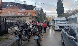 Kız kardeşi hakkında dedikodu yapıldığını iddia edip, tartıştığı 4 kişiyi yaralayan şüpheli tutuklandı