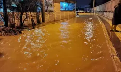 İzmir’de sağanak sırasında kamyonetle alt geçitte mahsur kalan sürücü öldü