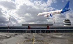 Kahramanmaraş Üzerinde Tur Atan Uçak Gaziantep’e İndi