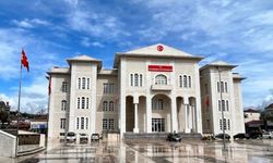 Kaymakamı’nın koruma polisi ve şoförü rüşvet iddiasıyla gözaltında