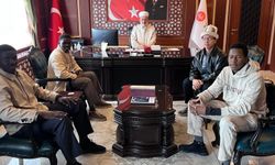 Kırgız Öğrenci Isparta’da İslam’ı Seçti, Kelime-i Şehadet Getirdi