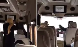 Minibüste Sigara Kavgası: Kadınlar  Birbirine Girdi