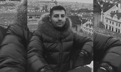 Otomobilin çarptığı 26 yaşındaki motosikletli hayatını kaybetti