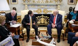 Trump ile Petro Beyaz Saray’da bir araya geldi