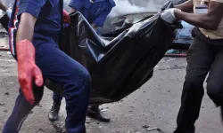 Yolcu Taşıyan Tır Devrildi: 30 Ölü