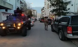 17 Yaşındaki Çocuk Anne ve Ağabeyini Öldürdü