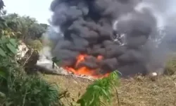 Askeri Uçak Düştü: 90 Ölü