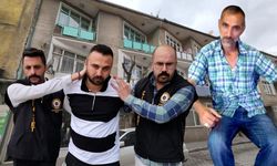 Babasını boğdu, cenazesiyle aynı evde kaldı! Şüpheli yakalandı
