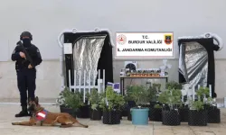 Bir evde yasaklı madde imalathanesi ortaya çıkarıldı