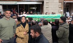 Bir gün önce sözlendiler… Feci kazada hayatlarını kaybettiler, Gözyaşları içinde uğurlandılar