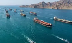 İran, Hürmüz Boğazı’ndan Geçiş Ücretini Açıkladı