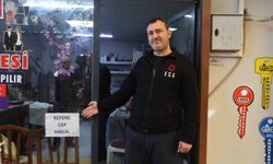 Cimrilere mesaj: "Kefene cep dikilir" yazısıyla ilgi odağı oldu