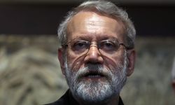 İsrail: "Gece düzenlenen saldırıda İran'ın üst düzey yetkilisi Laricani hedef alındı"