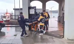 Kadıköy'de denizde erkek ces*di bulundu