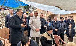 AK Parti heyeti Onikişubat'ta 4 mahalleyi ziyaret etti! İşte talepler