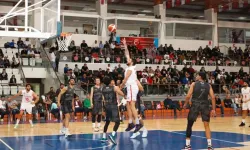 Kipaş İstiklalspor Basketbol, Yalovaspor çekilince hükmen galip sayıldı