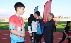 Kahramanmaraş'ta şampiyonlar belli oldu! Okul Sporları Atletizm finalinde madalya şovu