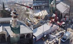 Kahramanmaraş Ulu Camii’nin alem ve külahı yerine takıldı, restorasyon sona yaklaştı