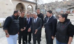 Kahramanmaraş Valisi Mükerrem Ünlüer tarihi Ulu Cami’de incelemelerde bulundu