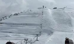 Kahramanmaraş'ın yüksekleri Mart karıyla beyaza büründü