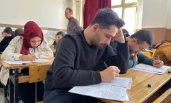 Kahramanmaraş’ta 7 bin genç aynı anda deneme sınavına girdi