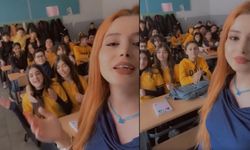 Kahramanmaraş’ta Müzik Öğretmeni Öğrencilerle İlahi Seslendirdi