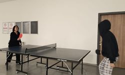 Kahramanmaraş Onikişubat Yurdu'nda raketler konuşuyor! Masa tenisi kursu başladı