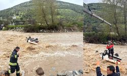 Otomobil sel sularına kapıldı: 1 ölü, 1 yaralı