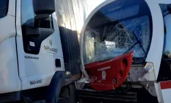 Samsun’da Tramvay ile Kamyon Çarpıştı: 3 Kişi Yaralandı