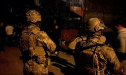 Son dakika! Seyhan'da 3 katlı binada patlama: 2 ağır yaralı var