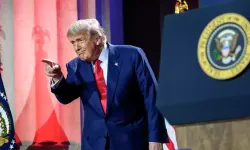 Trump’tan İran’a Sert Uyarı: “İsrail’i Yok Etme Planları Artık Öldü”